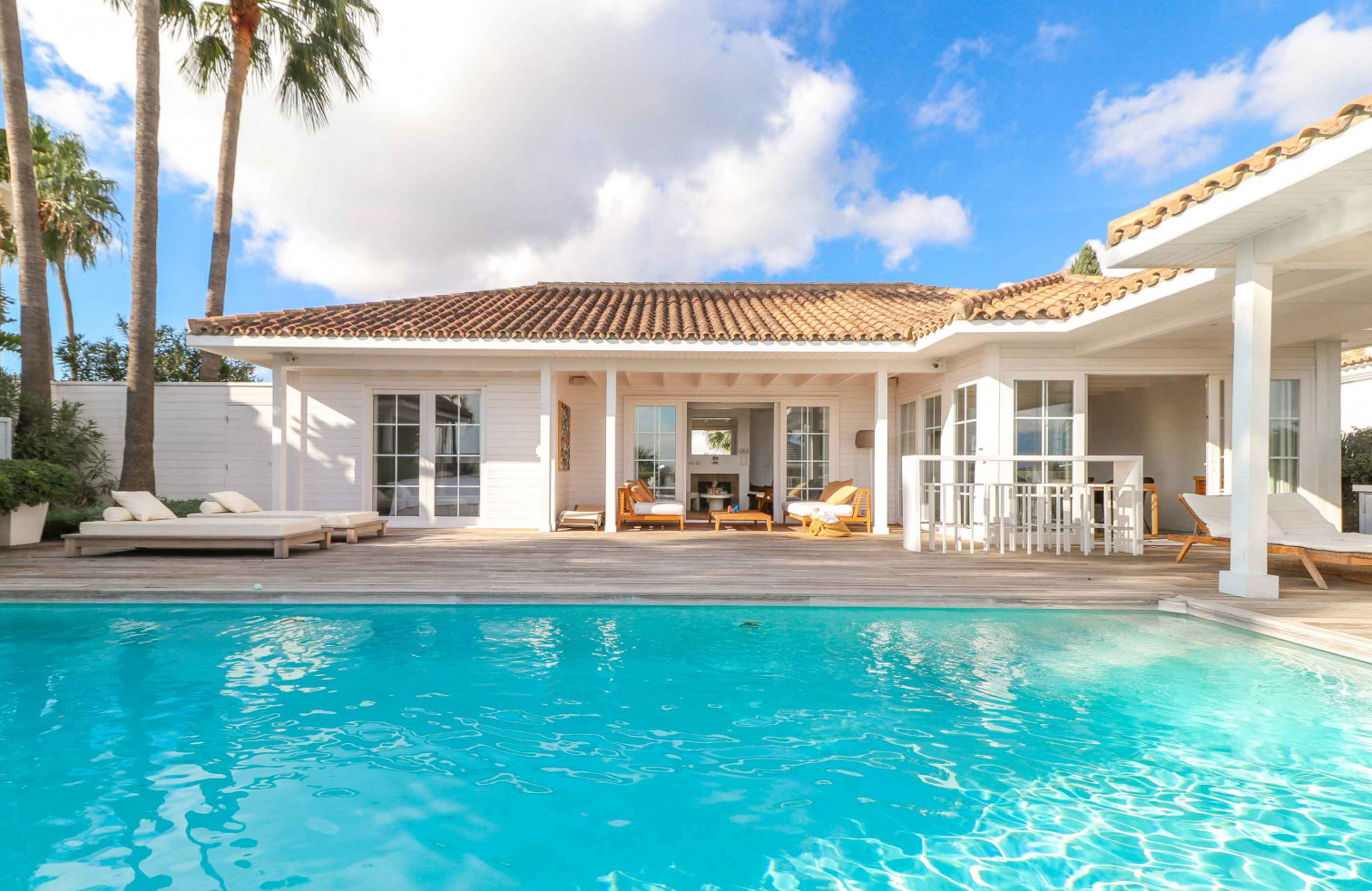 La Alqueria villa Benahavis, one-level villa with private pool and Mediterranean views