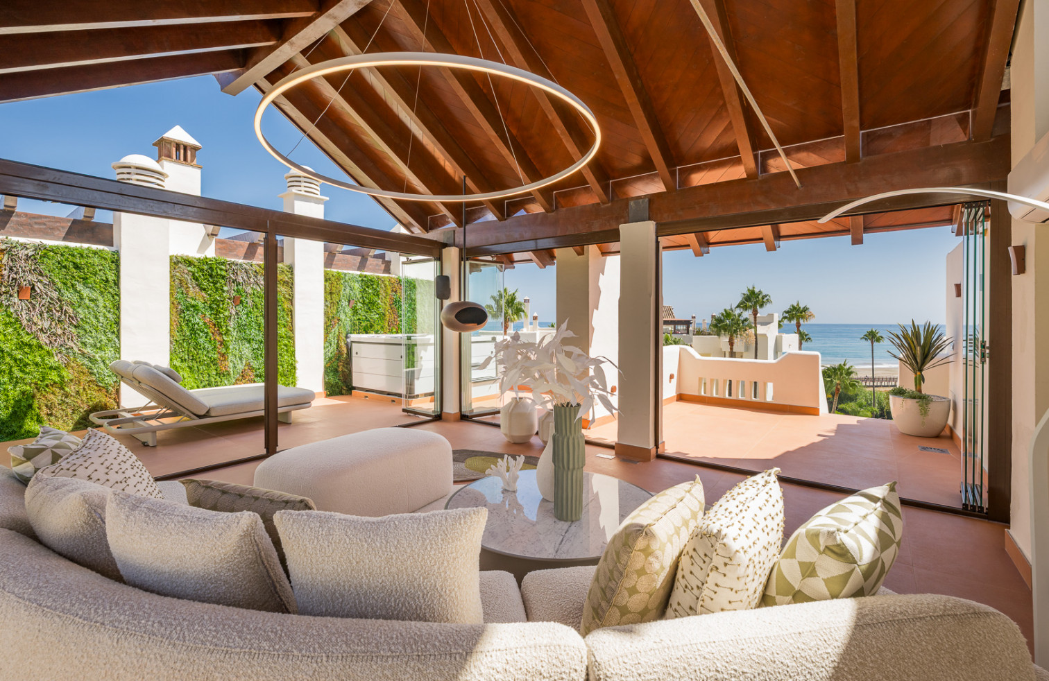 Bahia del Velerin, frontline beach penthouse with sea-view terrace, Estepona